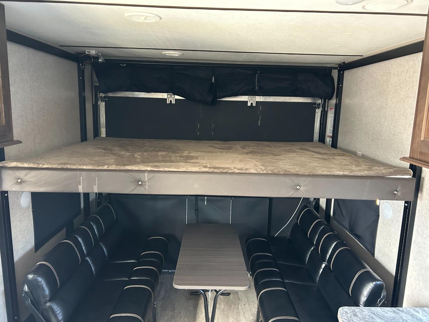 2019 GRAY Forest River XLR Toy Hauler CB20 (5ZT2XLJB0KZ) , located at 17760 Hwy 62, Morris, OK, 74445, 35.609104, -95.877060 - Photo#9